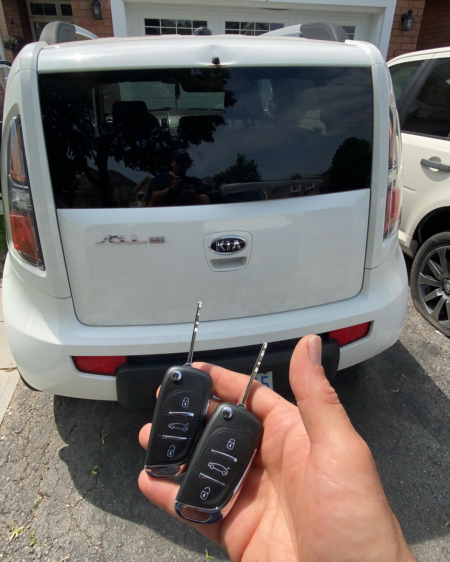 Kia car key