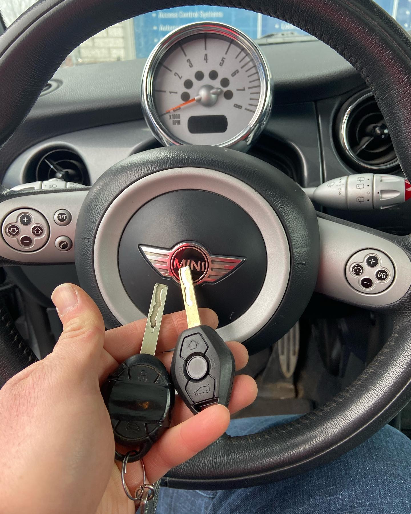 mini car key