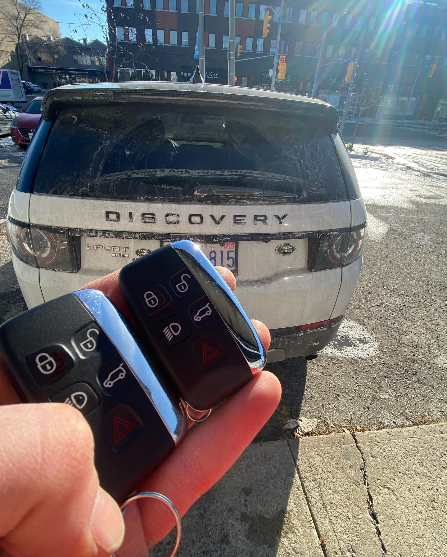 Land-Rover-1