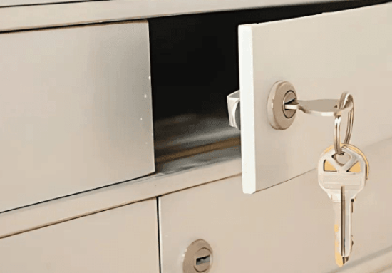 Locksmith Toronto | Maple Leaf Locksmith | mailbox locksmith